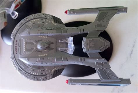 The Trek Collective: Starships Collection Akira class