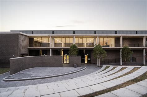 Curro Durbanville Highschool / BPAS Architects | ArchDaily