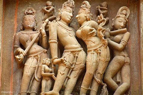 Visit to Khajuraho Temple Sculptures - Travel Chronicles