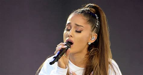 Ariana Grande Sings "Somewhere Over the Rainbow" at Manchester Tribute Concert | Teen Vogue