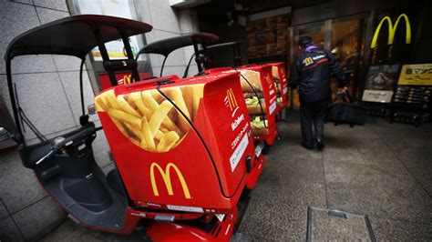 McDonald's plans delivery from 5,000 US restaurants by the end of 2017