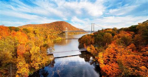 5 fall foliage road trips through New York State | Budget Travel