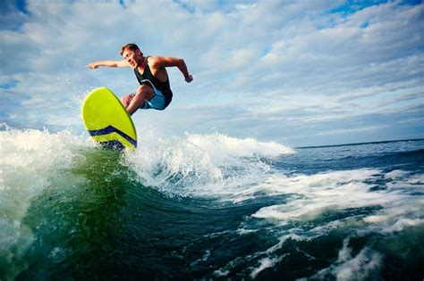 A Beginner's Guide To Surf Gear