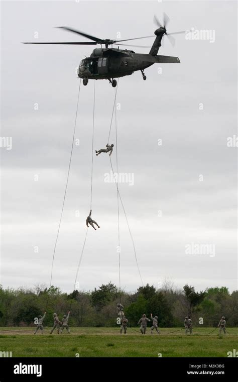 Air Assault Training by The National Guard Stock Photo - Alamy