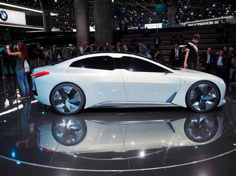 BMW i Vision Dynamics - Live photos and videos