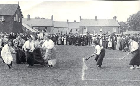 camogie | Sports pictures, History, Gaelic league