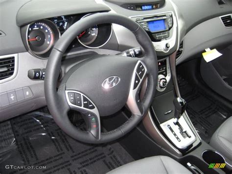 Gray Interior 2011 Hyundai Elantra Limited Photo #41605869 | GTCarLot.com