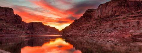 Lake Powell Sunset over the Southwest | Lake powell, Sunset photography, Lake