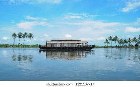 Houseboat Kuttanad Stock Photo 1121109917 | Shutterstock