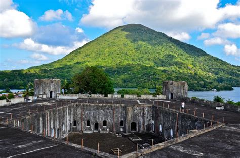 Exploring Banda Neira Tour, Maluku - IndoGlobal Adventure