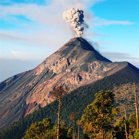 Excursión al volcán Acatenango. Lo que debes saber antes de ir.