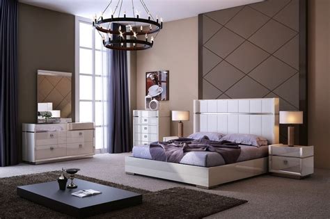 J&M Furniture|Modern Furniture Wholesale > Bedroom > The Paris Modern Bedroom Set