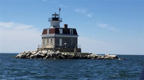 This Historic Connecticut Lighthouse Is Going Up For Auction – NBC New York