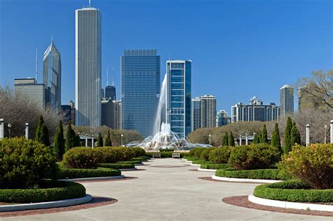 Grant Park in Chicago - Chicago’s Front Yard - Go Guides