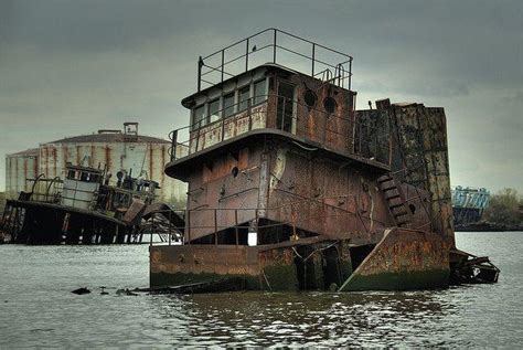 15 Amazing Shipwrecks, Boat Graveyards and Abandoned Vessels Across the World - Page 5 of 7 ...