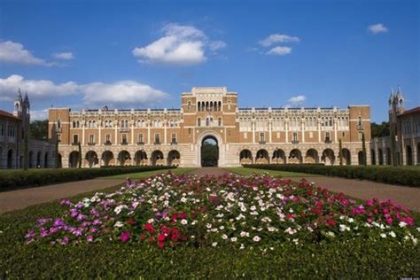 11 Rice University Students Hospitalized Following 'Night Of Decadence' Mega-Party | HuffPost