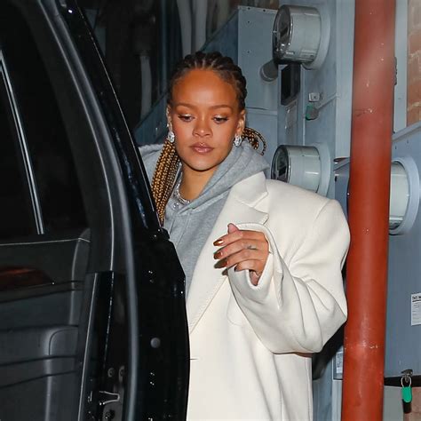 Rihanna's New Braids Are Extra-Long and Extra-Gorgeous