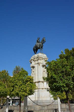 Plaza Nueva (Seville, Spain): Top Tips Before You Go (with Photos ...