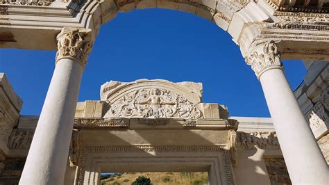 Temple of Hadrian in Ephesus | Turkish Archaeological News