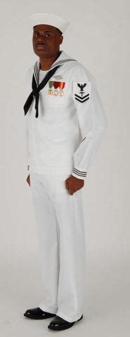 U.S. Navy Uniform Regulations You Don't Want to Forget – USAMM