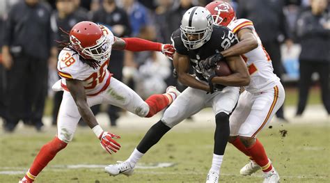 Thursday Night Football: Chiefs, Raiders to renew rivalry - Sports Illustrated