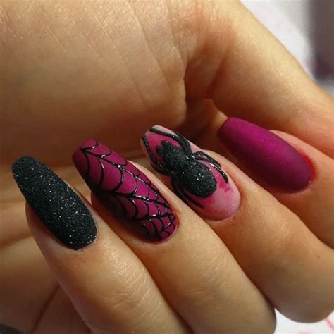 Super Spooky Nails That Will Get You into the Halloween Spirit | Essence | Cute halloween nails ...