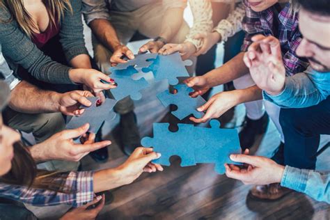 Workplace Team Building Why It’s Important | The HR Team