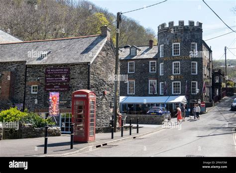 The Wellington Hotel, Boscastle, Cornwall, uk Stock Photo - Alamy