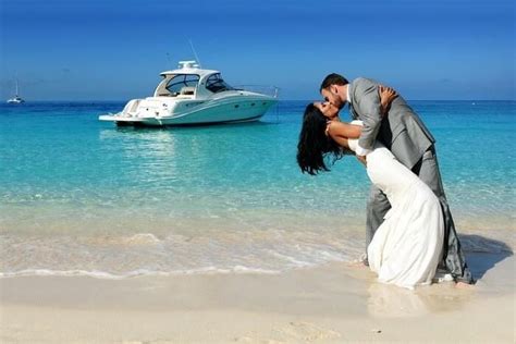 Why the Cayman Islands are a perfect honeymoon destination