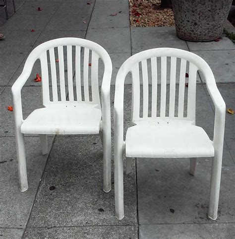 UHURU FURNITURE & COLLECTIBLES: SOLD Plastic Patio Chairs - $5 / each