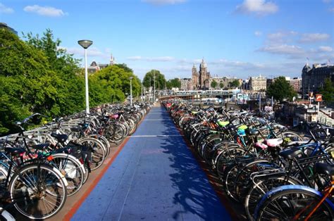 4 Best Amsterdam Cycling Routes