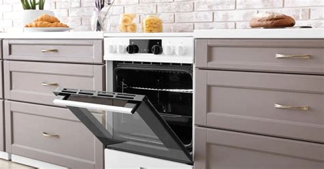 Top 5 Best Electric Ovens Reviews & Comparison 2023