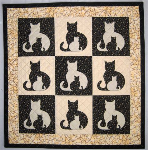 SIDEKICK Cat Applique Quilt Pattern from Quilts by Elena