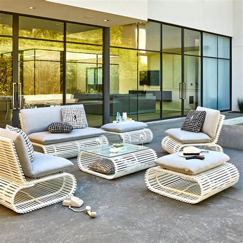 Stori Modern Outdoor Furniture Delivered to Your Patio :: Stori Modern