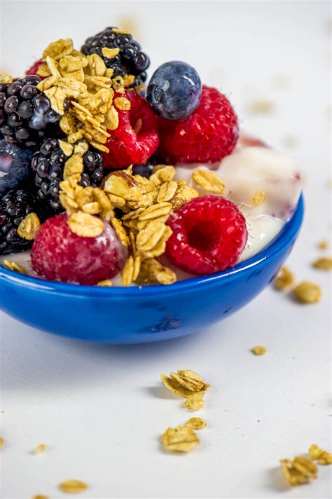 Fruit, Granola & Yogurt Parfait Recipe