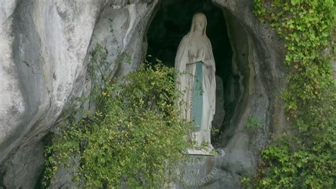 Rosary from Lourdes 19/09/2020 - YouTube