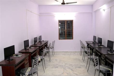 Gurudeo Paramedical College Patna Campus: Photos, Virtual Tour