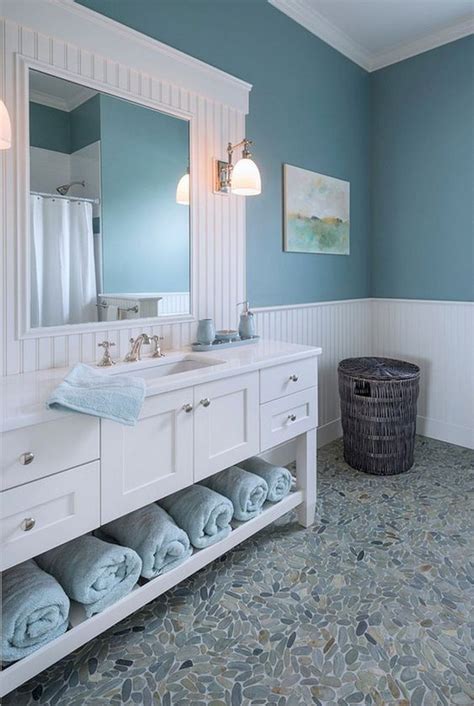 Fresh Beach Bathroom Ideas to Steal | Nautical bathroom design ideas ...