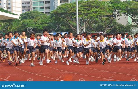 Students In A Running Competition Editorial Photo | CartoonDealer.com #24135303