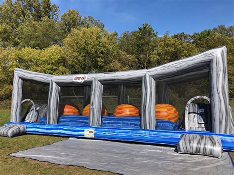 Wipeout Obstacle Course | Bouncy Thing Inflatable Rentals