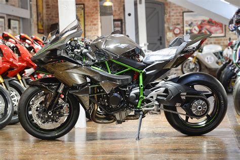 2016 Kawasaki H2R Ninja 300BHP SUPERCHARGED For Sale | Car And Classic