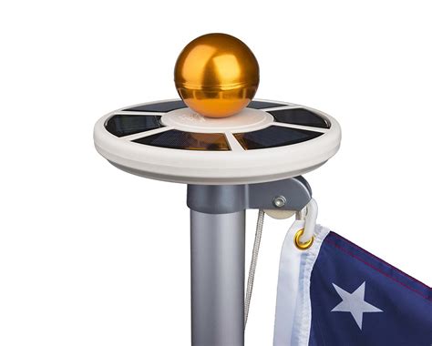 Best solar flagpole lights | LEDwatcher