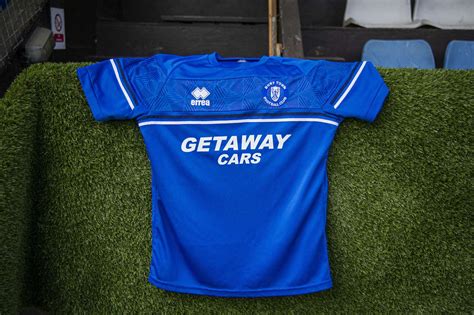 Bury Town boosted by new home shirt and extension of sponsorship agreement