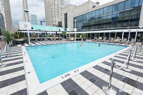 Radisson Blu Toronto Downtown Pool: Pictures & Reviews - Tripadvisor