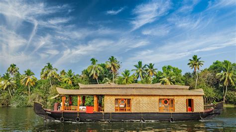 Kerala Backwaters Wallpapers - Top Free Kerala Backwaters Backgrounds - WallpaperAccess