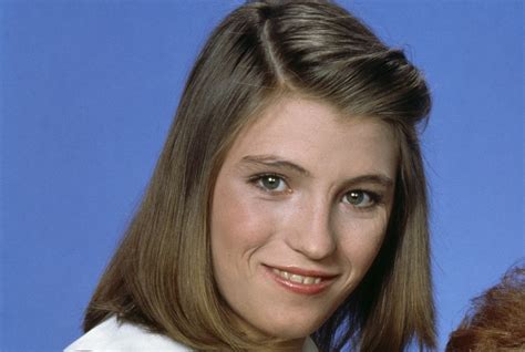 Linda Manz Obituary: "Days of Heaven" star, dies from lung cancer at 58 - Legacy.com