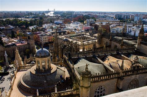 Seville Rooftop Walking Tour - Tourist Journey