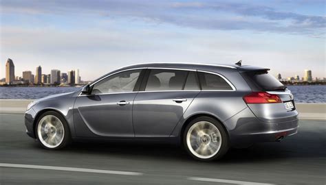 Opel Insignia - zdjęcie Opel Insignia Kombi - foto