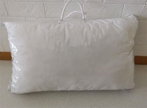 Sealy Posturepedic Pillows, Furniture & Home Living, Bedding & Towels ...