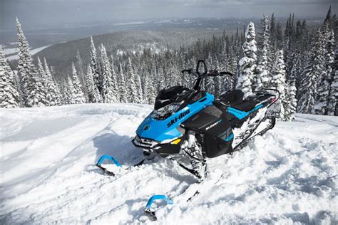 Ski-Doo Summit SP 600R | Mountain Sledder